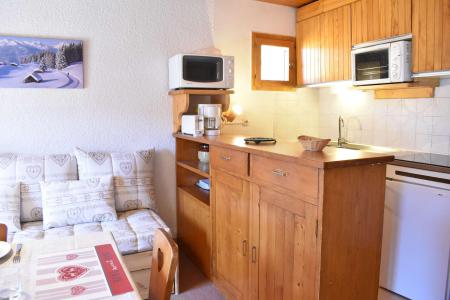 Rent in ski resort 2 room apartment 6 people (D9) - Résidence les Carlines - Méribel - Kitchenette