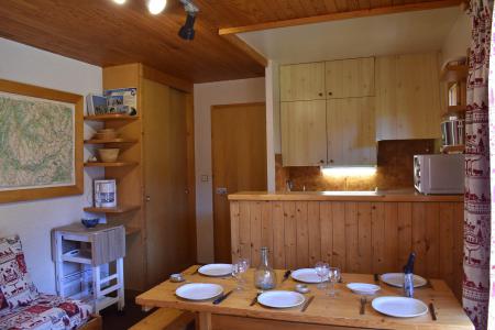 Ski verhuur Appartement 2 kamers 5 personen (P16) - Résidence les Chandonnelles II - Méribel - Woonkamer