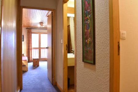 Ski verhuur Appartement 2 kamers 5 personen (P19) - Résidence les Chandonnelles II - Méribel - Hal