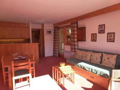 Rent in ski resort 2 room apartment sleeping corner 6 people (31R) - Résidence les Dauphinelles - Méribel - Living room