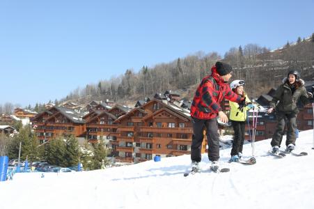 Location au ski Résidence P&V Premium les Fermes de Méribel - Méribel - Extérieur hiver
