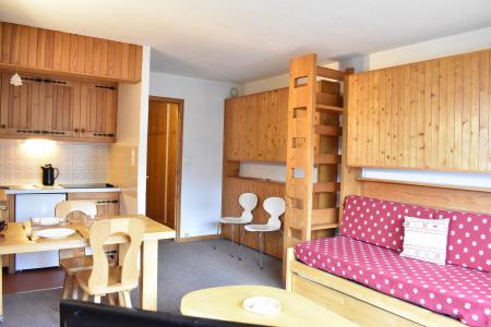 Rent in ski resort 1 room apartment 3 people (B81) - Résidence Polset - Méribel - Living room