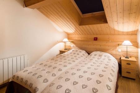 Rent in ski resort 4 room apartment 6 people (16) - Résidence Rimaye - Méribel - Bedroom