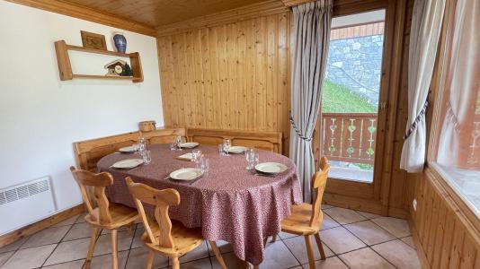Rent in ski resort 3 room apartment 6 people (01) - Résidence Tsanteleina - Méribel - Living room