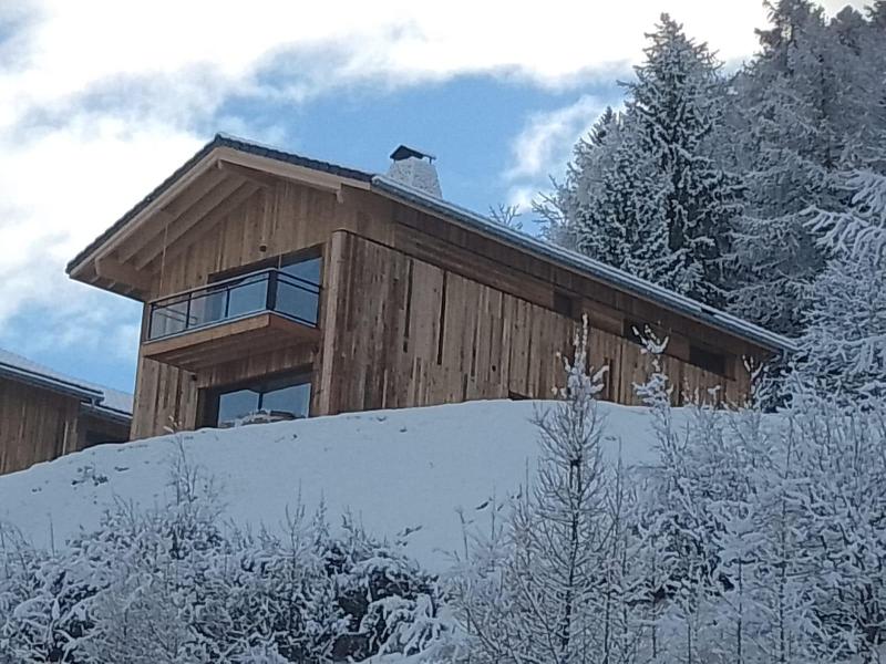 Rent in ski resort 7 room duplex chalet 12 people (POLARI) - Chalet 7 pièces - Montalbert - Winter outside