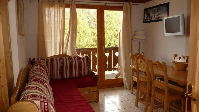 Rent in ski resort 3 room apartment 6 people (B21) - Les Chalets de Montalbert - Montalbert - Living room