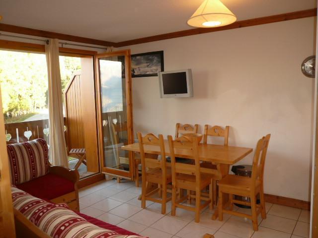 Rent in ski resort 3 room apartment 6 people (B21) - Les Chalets de Montalbert - Montalbert - Living room