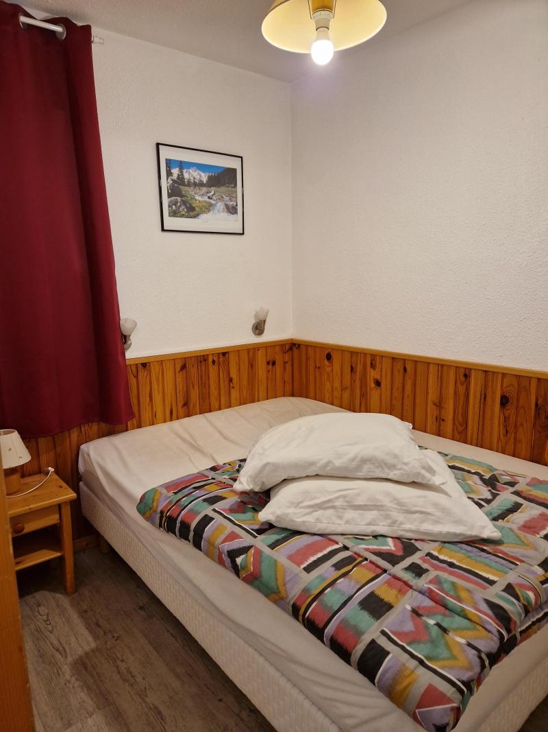 Rent in ski resort 2 room apartment sleeping corner 4 people (302) - Résidence le Chanteloup - Montalbert - Bedroom