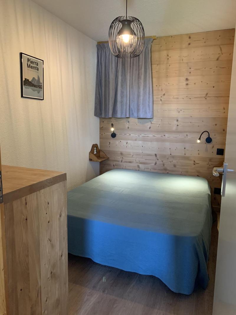 Rent in ski resort 3 room apartment cabin 4 people (407) - Résidence le Chanteloup - Montalbert