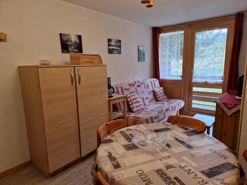Ski verhuur Appartement 2 kamers bergnis 4 personen (302) - Résidence le Chanteloup - Montalbert - Eethoek