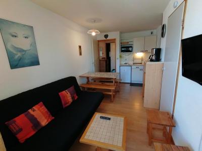 Rent in ski resort 2 room apartment sleeping corner 4 people (405) - Résidence Chanteloup - Montalbert - Living room