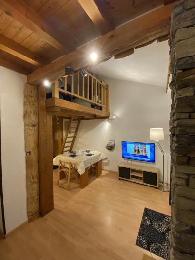 Location au ski Studio mezzanine 4 personnes (111) - Résidence Christiana - Montalbert - Séjour