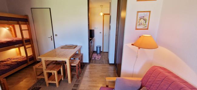 Skiverleih 2-Zimmer-Holzhütte für 4 Personen (77) - Résidence le Christiana - Montalbert - Wohnzimmer