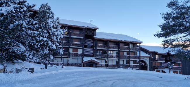 Rent in ski resort 2 room apartment sleeping corner 5 people (54) - Résidence le Christiana - Montalbert - Winter outside