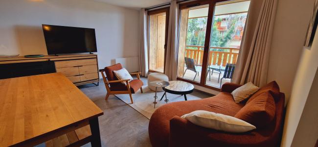 Rent in ski resort 4 room apartment 6 people (M03) - Résidence le M - Montalbert