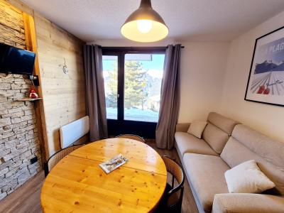 Rent in ski resort 2 room apartment cabin 6 people (02) - Résidence Le Mottay - Montalbert - Living room
