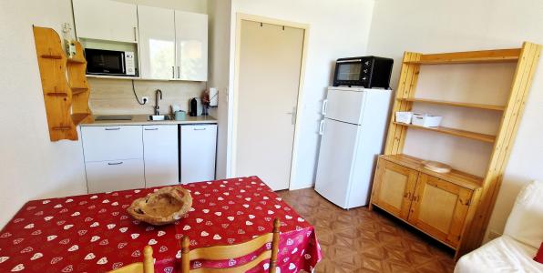 Ski verhuur Studio bergnis 4 personen (12) - Résidence le Pravet - Montalbert - Woonkamer