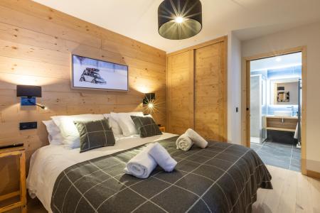 Rent in ski resort Résidence Le Snoroc - Montalbert - Master bedroom