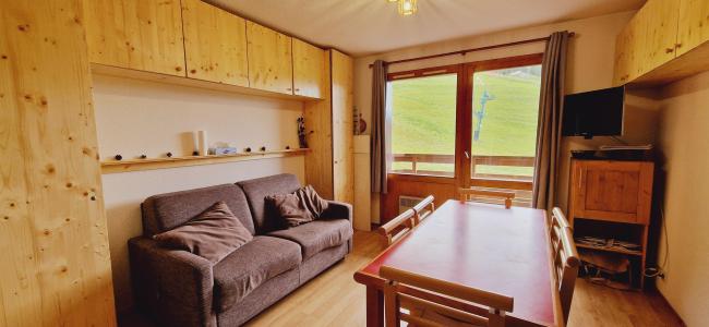 Rent in ski resort Studio sleeping corner 4 people (203) - Résidence Le Solaret - Montalbert - Living room
