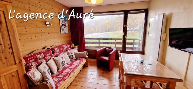 Ski verhuur Appartement 2 kamers 6 personen (CHA210) - Résidence les Charmettes - Montalbert - Woonkamer