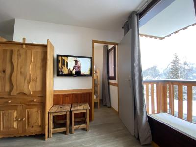 Location au ski Studio cabine 4 personnes (009) - Résidence Plaisances - Montalbert - Séjour