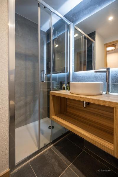 Rent in ski resort Studio 2 people - Résidence Terresens Le Snoroc - Montalbert - Shower room