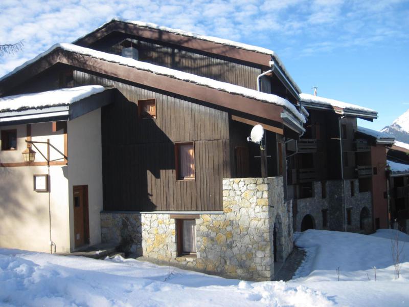 Rent in ski resort La Résidence des Pentes - Montchavin La Plagne - Winter outside