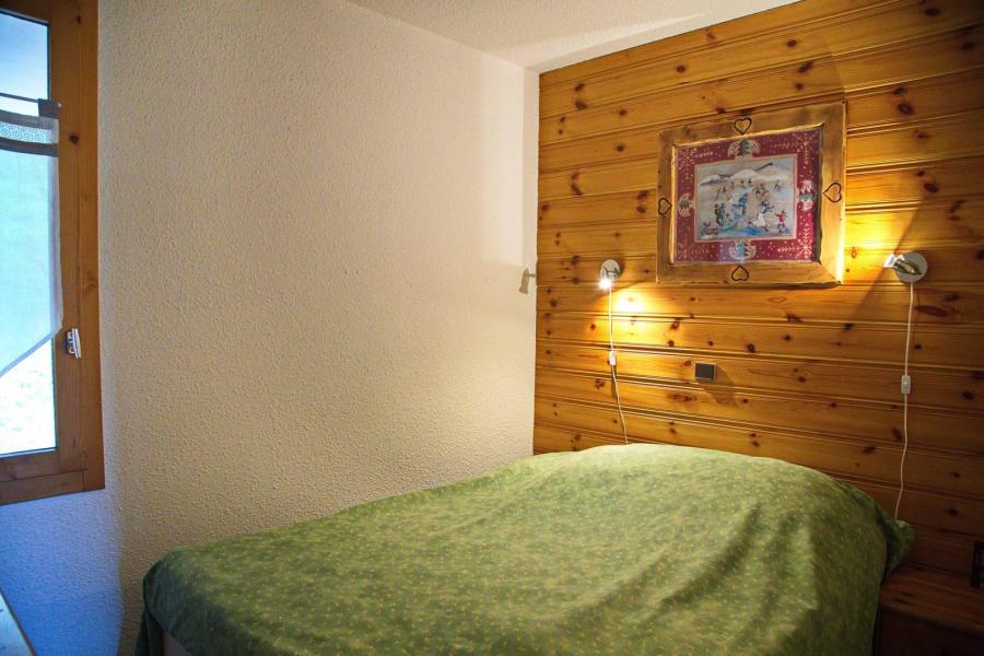 Rent in ski resort 2 room apartment 4 people (009) - La Résidence Equerre - Montchavin La Plagne - Bedroom