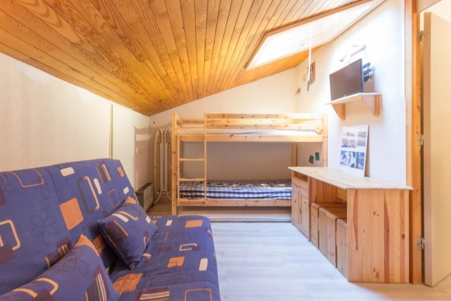 Location au ski Studio cabine mezzanine 6 personnes (64) - La Résidence la Traverse - Montchavin La Plagne - Cabine mansardée