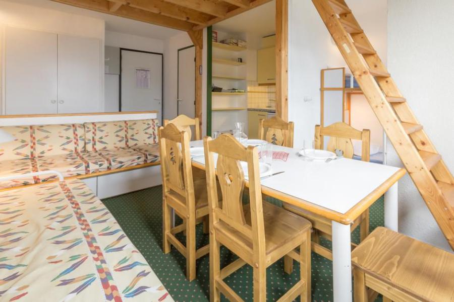 Ski verhuur Appartement 3 kamers mezzanine 6 personen (404) - La Résidence le 3ème Dé - Montchavin La Plagne - Woonkamer