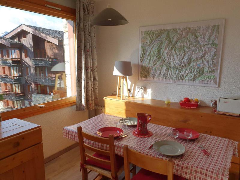 Location au ski Appartement 2 pièces 6 personnes (6) - La Résidence le Dé 2 - Montchavin La Plagne - Séjour