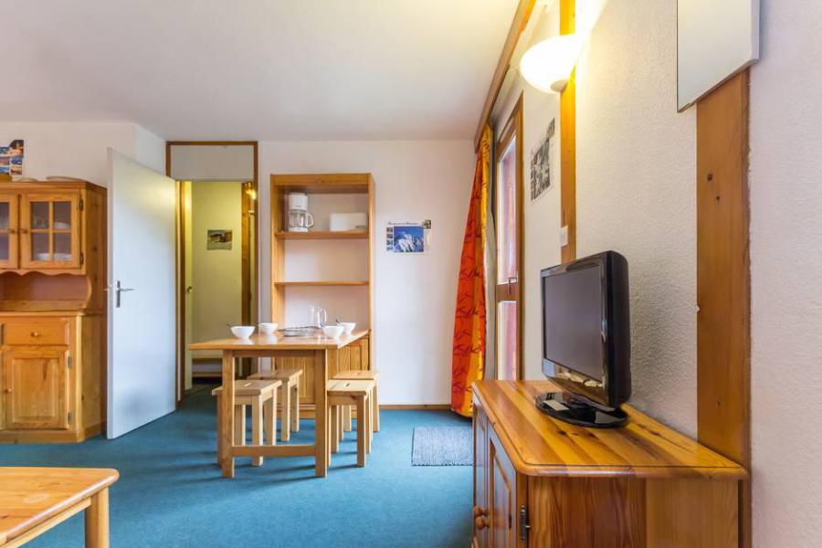 Rent in ski resort 2 room apartment 6 people (CSA1) - La Résidence les Côtes - Montchavin La Plagne - Living room