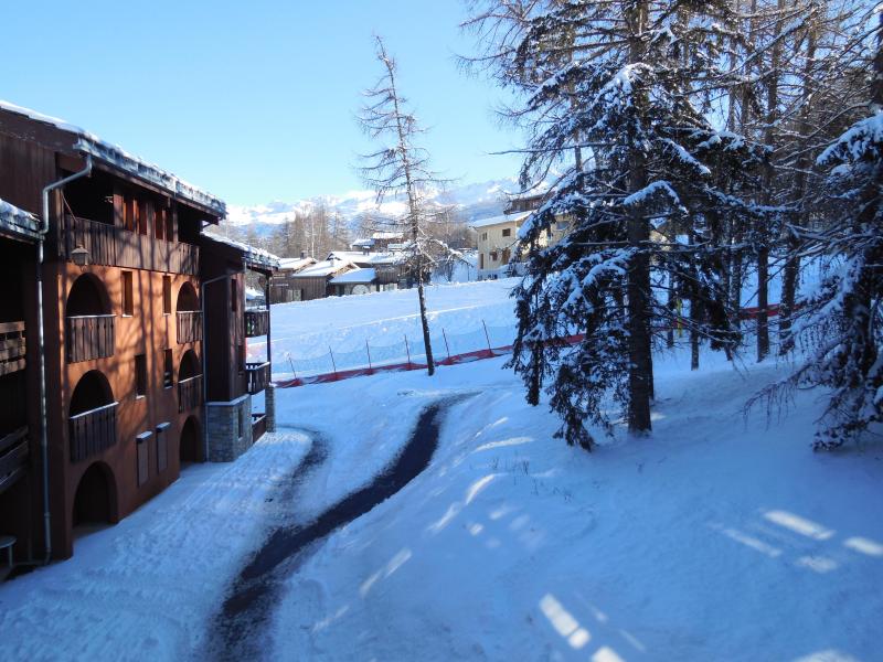 Location au ski Studio 4 personnes (010) - La Résidence les Pentes - Montchavin La Plagne - Extérieur hiver