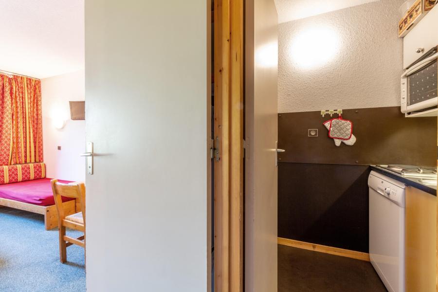 Rent in ski resort Studio 4 people (008) - La Résidence les Pentes - Montchavin La Plagne - Apartment