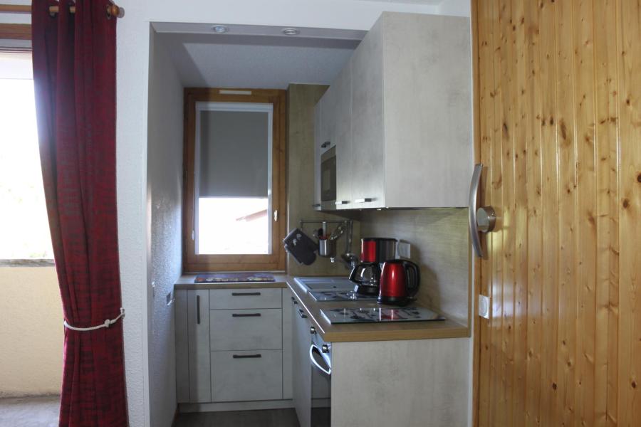 Rent in ski resort 2 room apartment 5 people (12) - Résidence le 1er Dé - Montchavin La Plagne - Kitchen