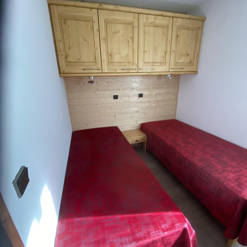 Skiverleih 2-Zimmer-Appartment für 5 Personen (12) - Résidence le 1er Dé - Montchavin La Plagne - Schlafzimmer