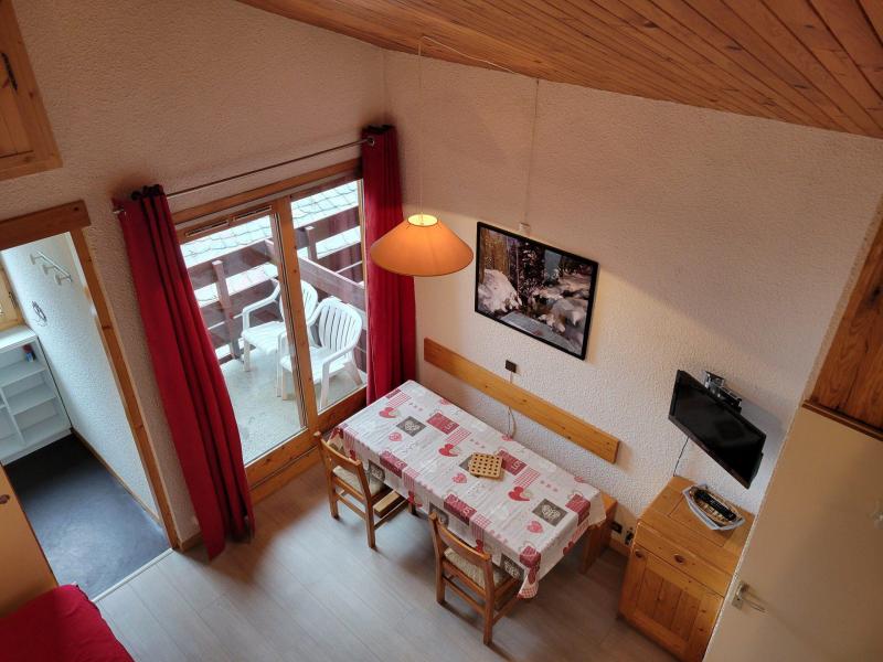 Ski verhuur Appartement 2 kamers 5 personen (35) - Résidence le 1er Dé - Montchavin La Plagne - Woonkamer