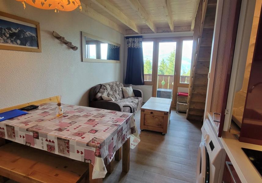 Rent in ski resort 3 room duplex apartment cabin 6 people (406) - Résidence le Bilboquet - Montchavin La Plagne - Living room