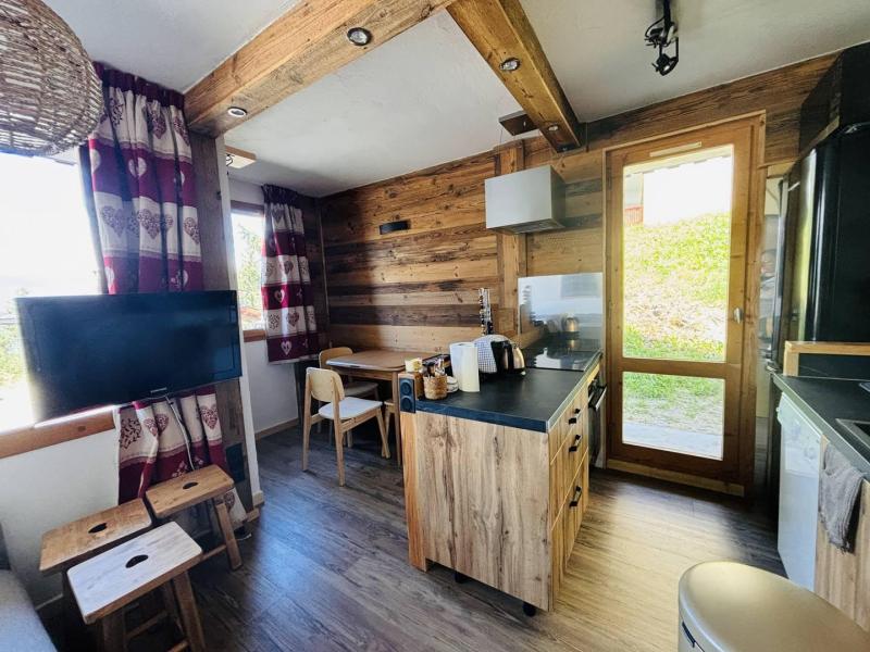 Rent in ski resort 3 room apartment cabin 4 people (239) - Résidence le Dé 4 - Montchavin La Plagne - Living room