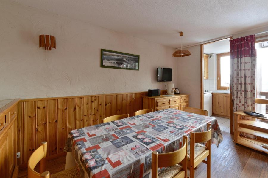 Rent in ski resort 3 room duplex apartment 8 people (B19) - Résidence les Avrières - Montchavin La Plagne - Living room