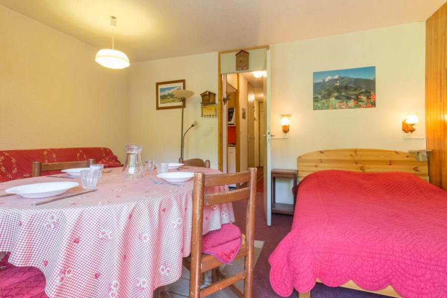 Rent in ski resort 2 room apartment 5 people (RTE13) - Résidence Rochette - Montchavin La Plagne