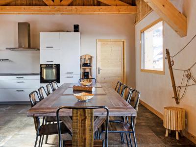 Rent in ski resort Chalet Ski Dream - Montchavin La Plagne - Dining area