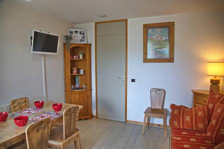 Rent in ski resort 2 room apartment 4 people (009) - La Résidence Equerre - Montchavin La Plagne - Living room