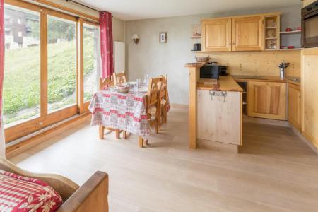 Wynajem na narty Apartament 3 pokojowy 6 osób (DAM3) - La Résidence le Damier - Montchavin La Plagne - Pokój gościnny