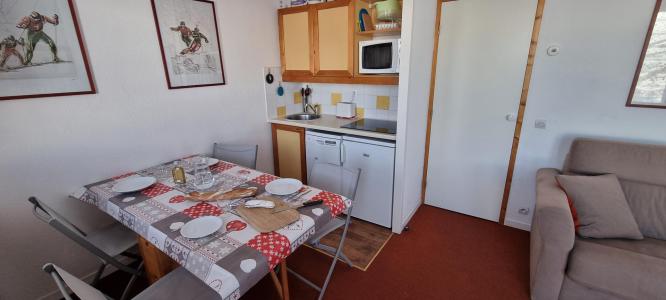 Skiverleih Studio Schlafnische 4 Personen (5) - La Résidence le Domino - Montchavin La Plagne - Wohnzimmer