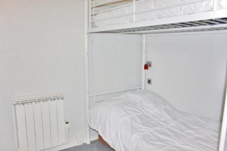 Skiverleih 2-Zimmer-Appartment für 5 Personen (5) - La Résidence les Avrières Haut - Montchavin La Plagne - Schlafzimmer