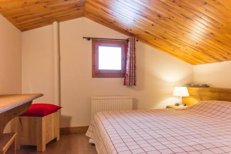 Rent in ski resort 2 room duplex apartment cabin 6 people (301) - Le Chalet de Montchavin - Montchavin La Plagne - Bedroom