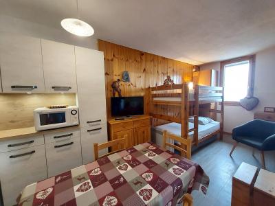 Rent in ski resort Studio 4 people (044) - Résidence la Traverse - Montchavin La Plagne