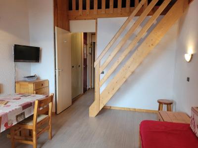 Ski verhuur Appartement 2 kamers 5 personen (35) - Résidence le 1er Dé - Montchavin La Plagne - Woonkamer