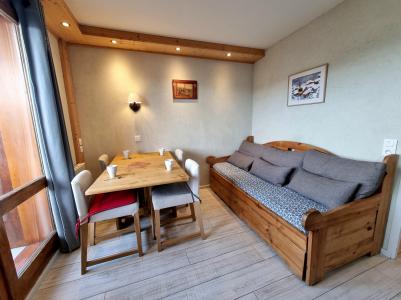 Rent in ski resort 2 room apartment 4 people (021) - Résidence Trompe l'Oeil - Montchavin La Plagne - Living room